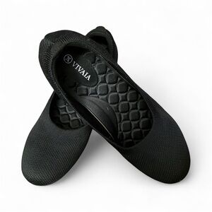 Vivaia Women's Black  Claire Walker  Flats